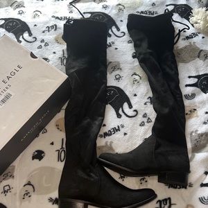 BRAND NEW boots size 6